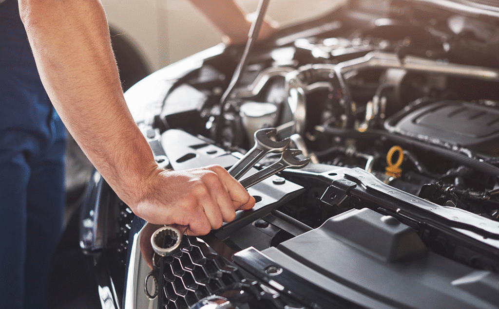 ¿Por qué mi auto hace ruidos en la suspensión? Causas y soluciones